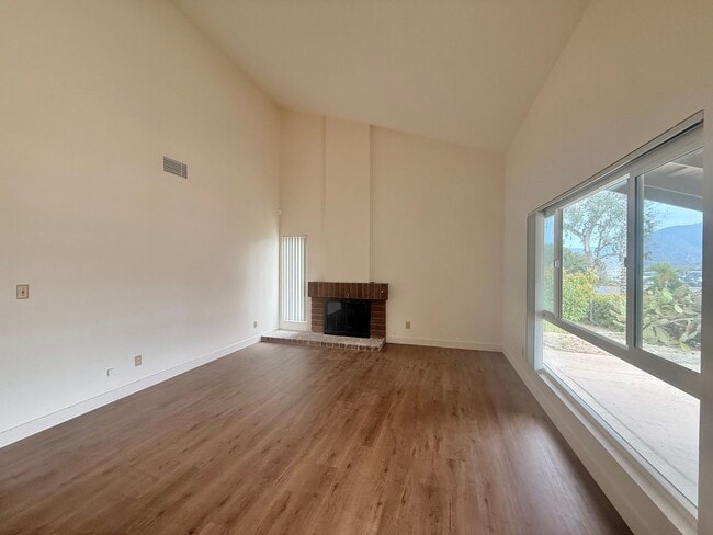 Photo - 10019 Canyonview Ct