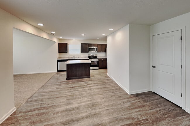 Photo - 2835 Strauss Ln