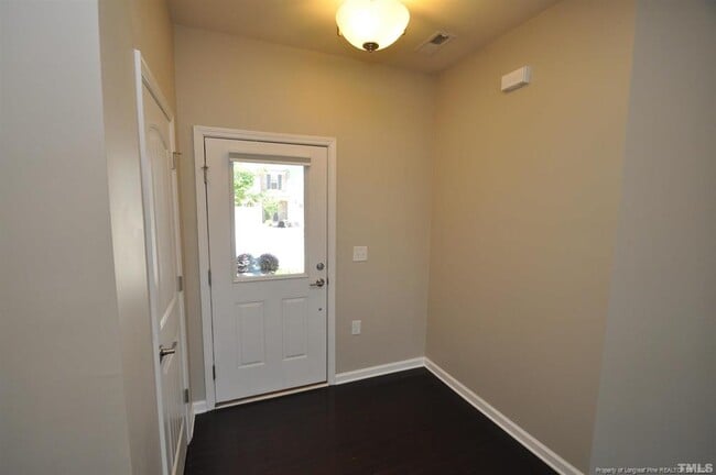 Photo - 209 Brier Crossings Loop