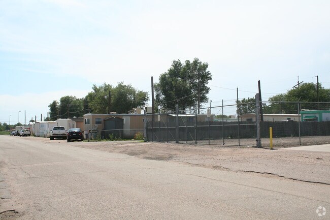 Photo - Longview Mobile Home Park