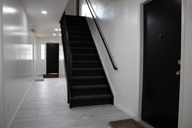 Photo - ONE11 COLLECTION - CLINTON TWP