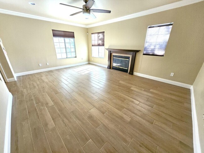 432 Winthrop Pl