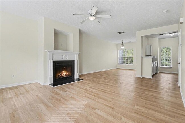 Photo - 2545 Walden Lake Dr