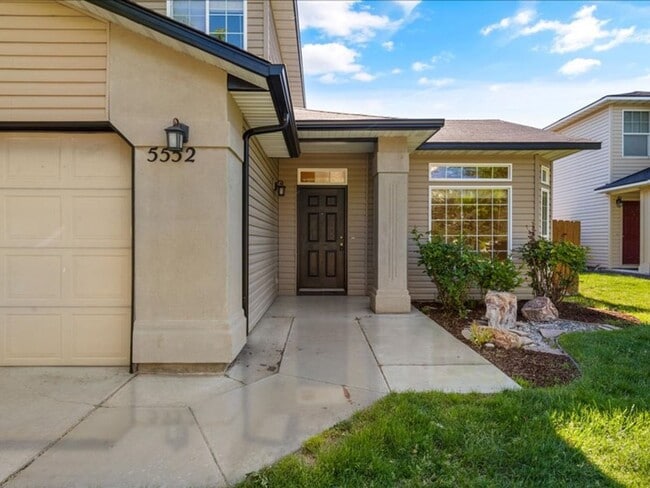 Photo - 3 Bedroom 2.5 Bathroom Home in Southwest B...