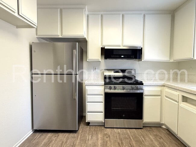 Photo - 7932 Calico St