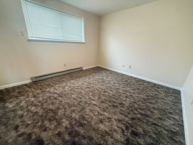 Photo - 4854 - Ladd Duplex Unit A