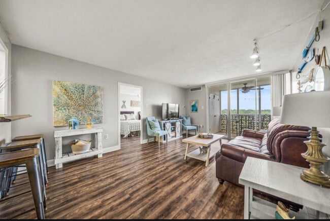 Photo - 740 Weston Rd Condo Unit 810B