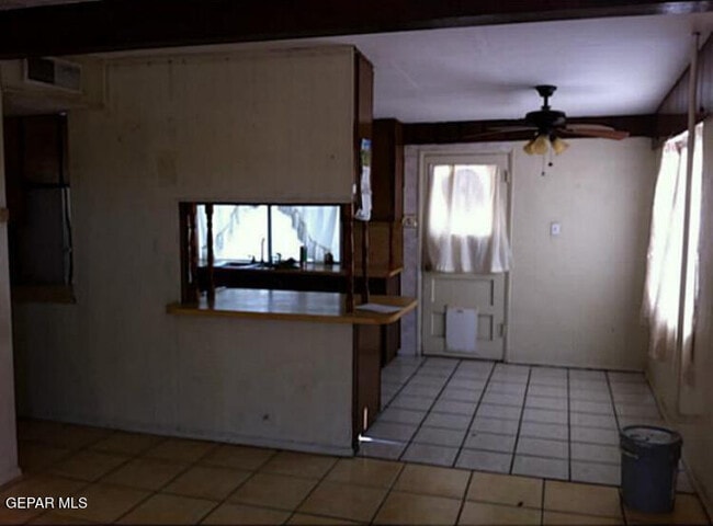 Photo - 908 Marlow Rd
