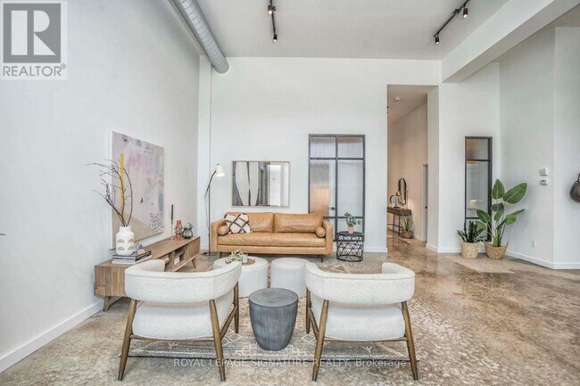 Photo - 36 Geary Ave