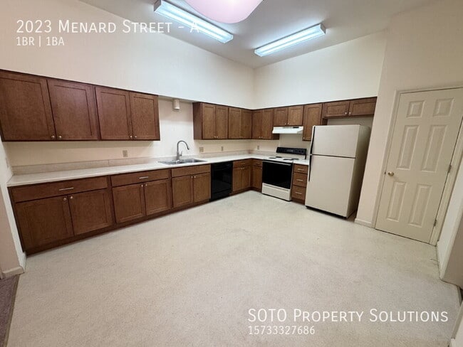 Photo - 2023 Menard St Unit A