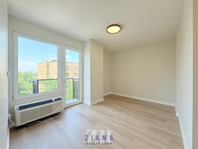 Photo - 1584 Fulton St Apartment Unit 4B