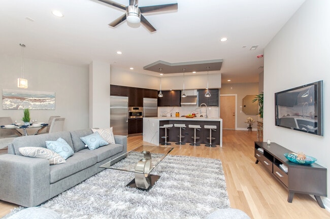 Photo - 650 N Morgan St Unit 202