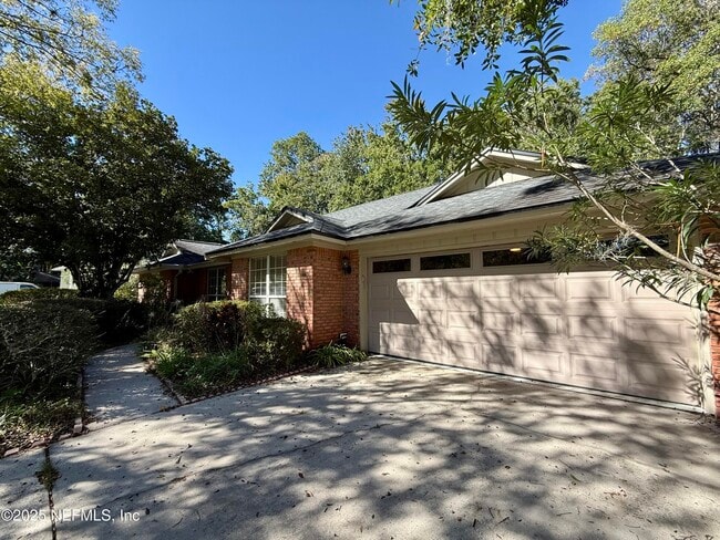 Photo - 2217 Hammock Oaks Dr N