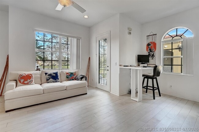 4941 Bonsai Cir