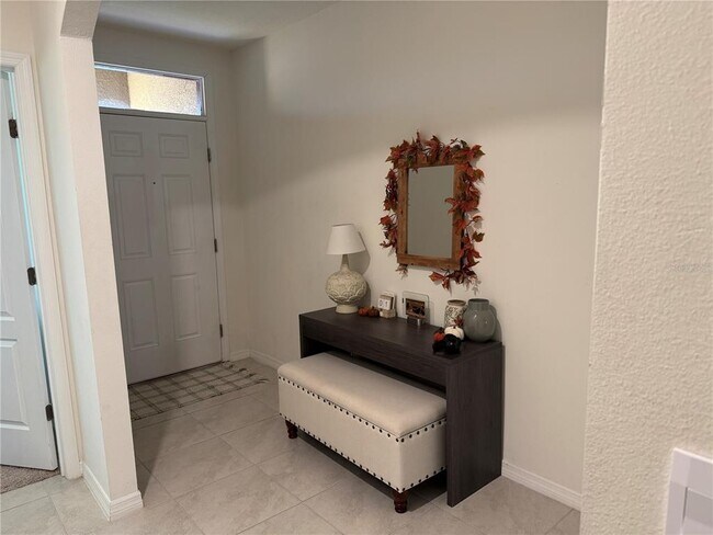 Photo - 324 Sofia Ln