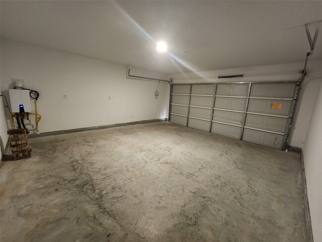 Building Photo - 14804 N Ascot Bnd Cir