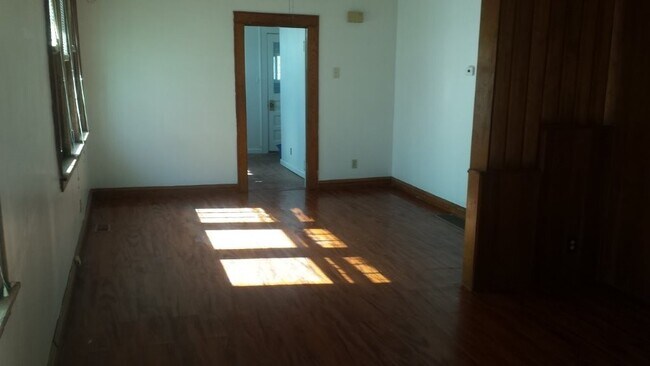 Photo - Two Bedroom One Bath Newly Renovated Charleston Home