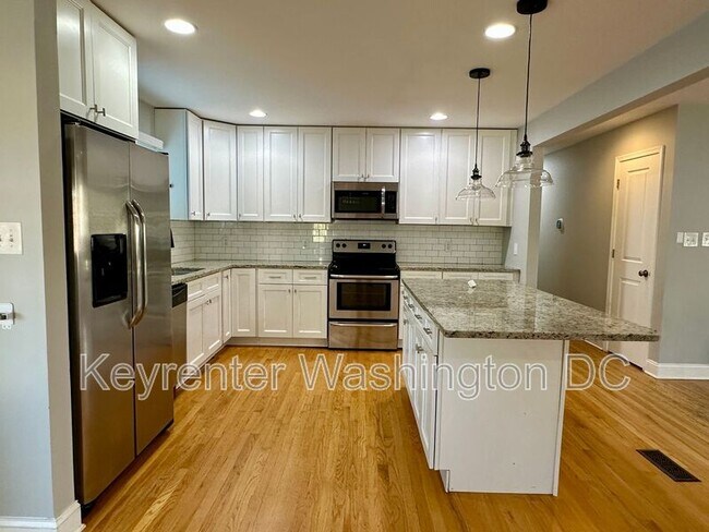 Photo - 311 Lourdes Dr