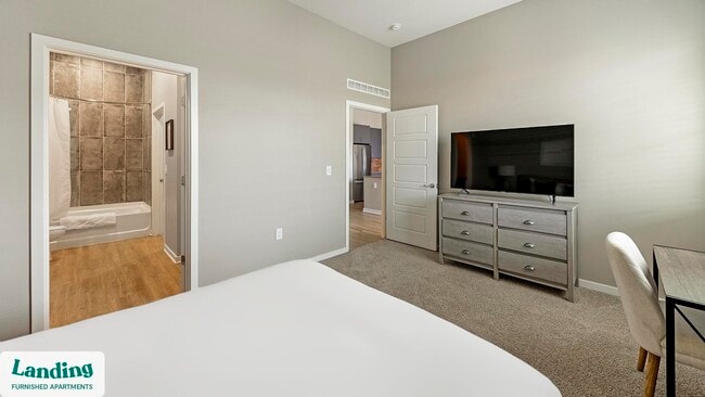 Photo - 402 W Lincoln St Unidad 118