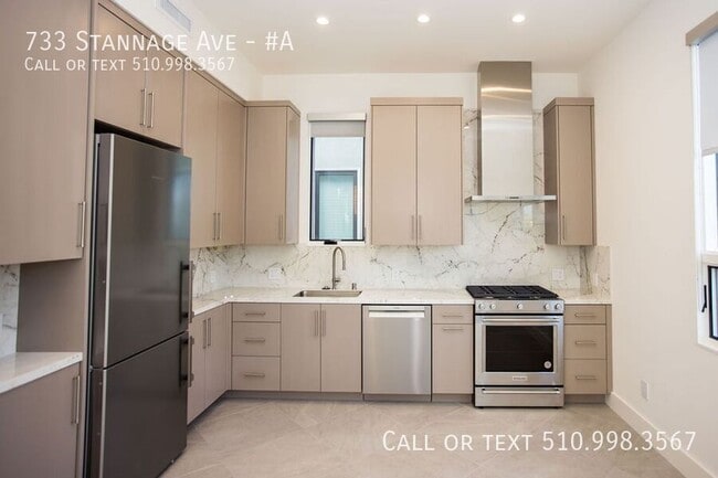 Building Photo - 733 Stannage Ave Unit #A