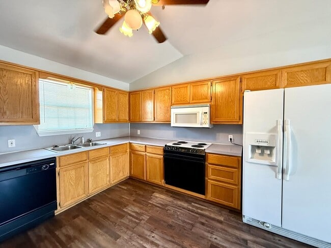 Photo - 2417 Rustic Dr