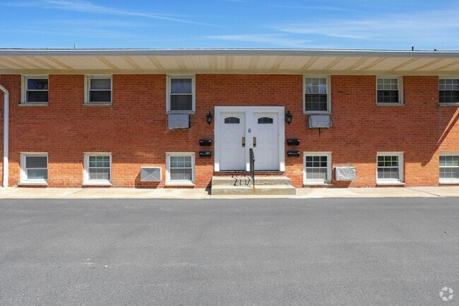 Building Photo - 6 Alpine Dr Rental
