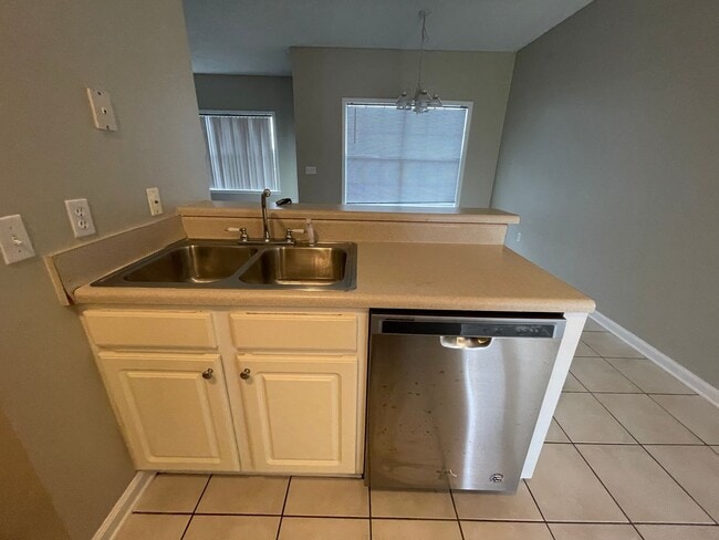 Photo - Courtyard Subdivision!!