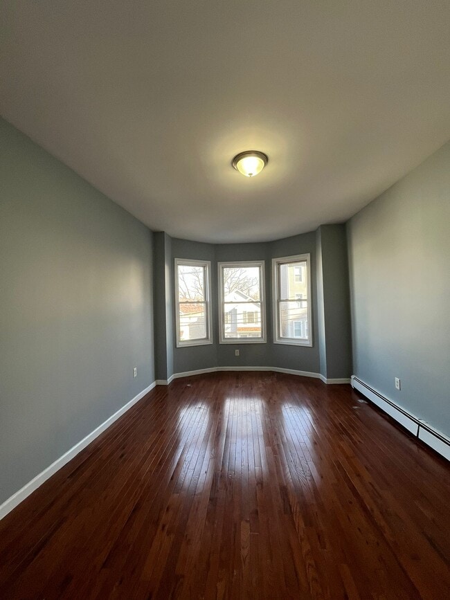 Photo - 82 Fulton Ave Unit 2R