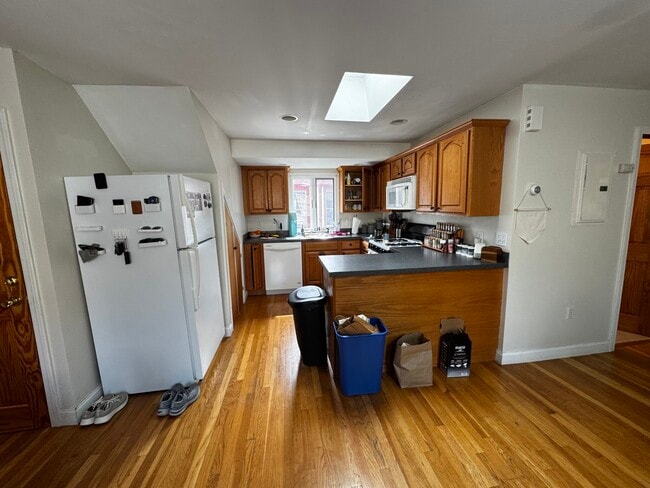 24 Burnham St Unidad 2