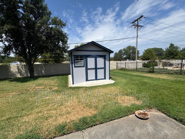 Photo - 6514 W Briarwood Ave