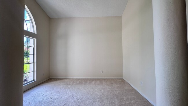 Photo - 7468 Aprelle Dr