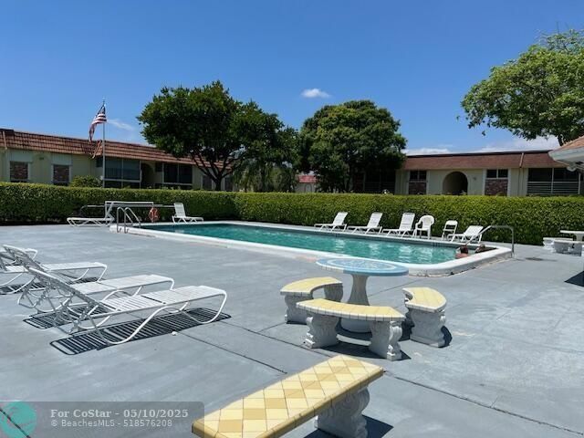 Photo - 22775-22766 SW 66th Ave Unidad 202