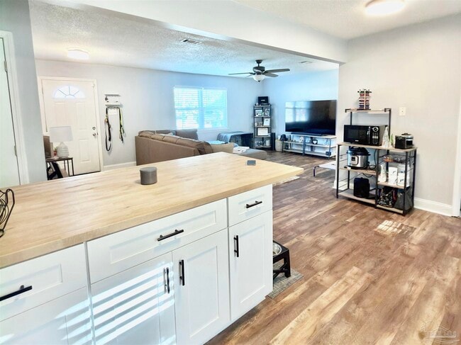 Photo - 10775 Jolyne Cir