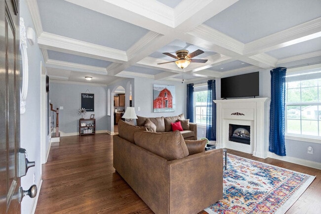 Building Photo - 206 E St Unit ID1367378P