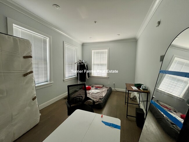 Photo - 79 Linden St Unit 2