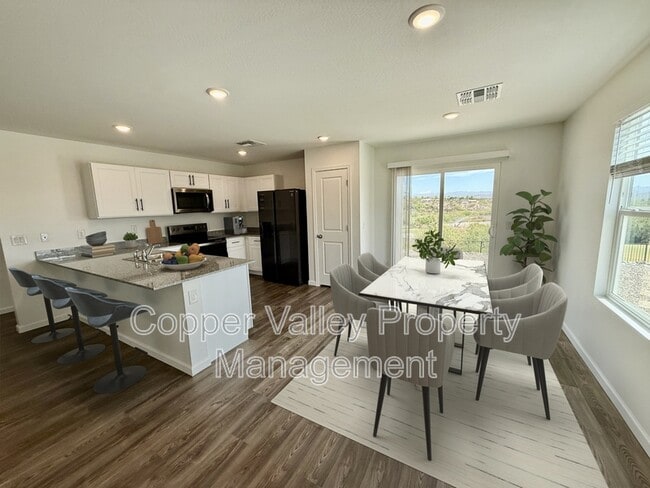 Building Photo - 955 Jubal Ln