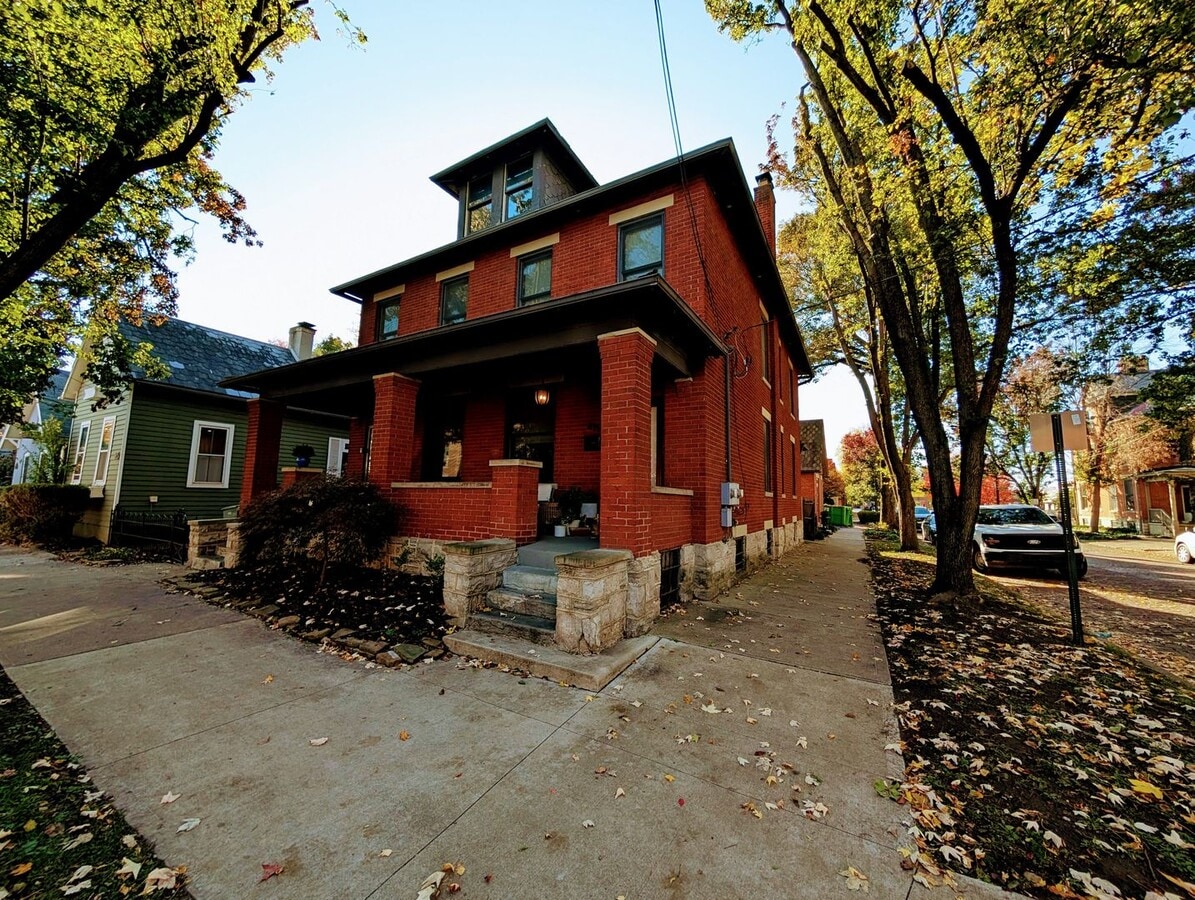 Central German Village Location! - Central German Village Location!