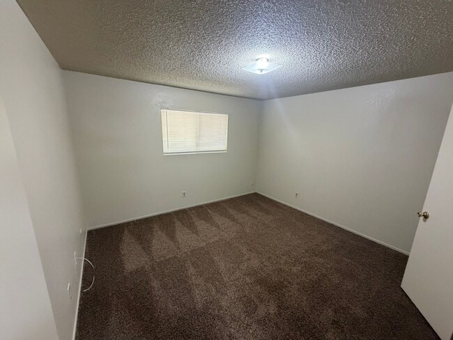 Building Photo - 1106-1112 "O" Street Unit 1106OST