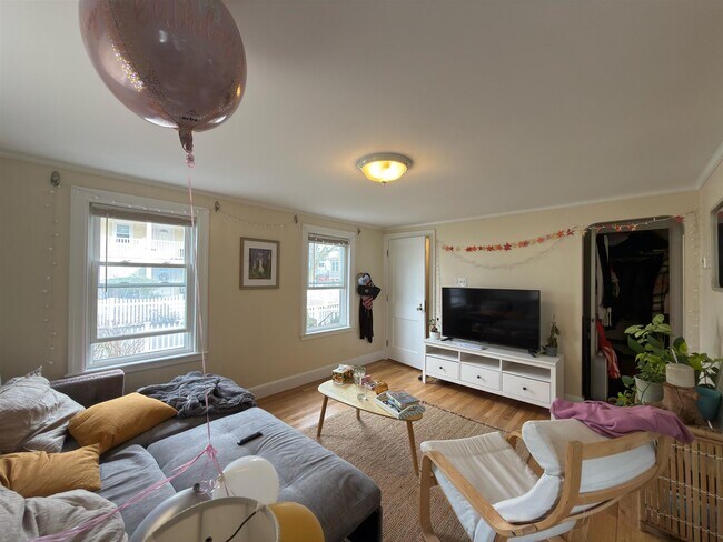 Photo - 28 Linden Ave Unit 1