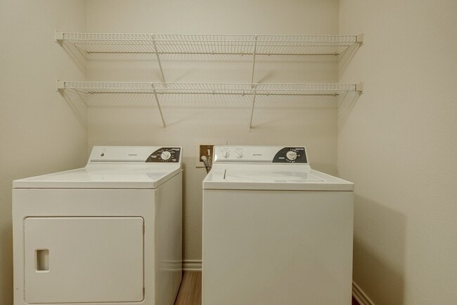 Audubon Lake Apartment Homes