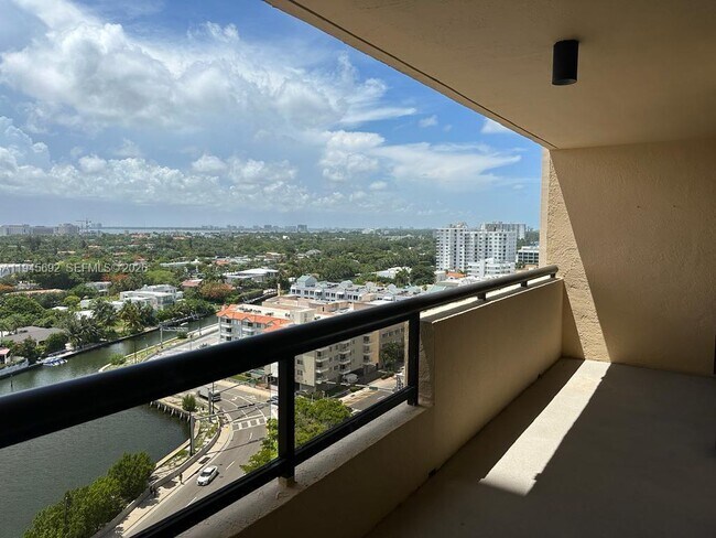 Photo - 2555 Collins Ave Unit 1710