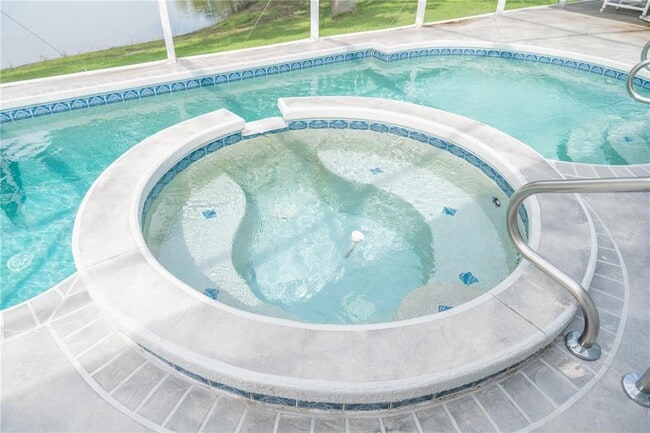 Photo - 714 Bay Hill Ct