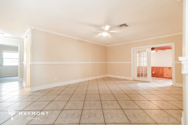 Photo - 2825 Wendover Terrace