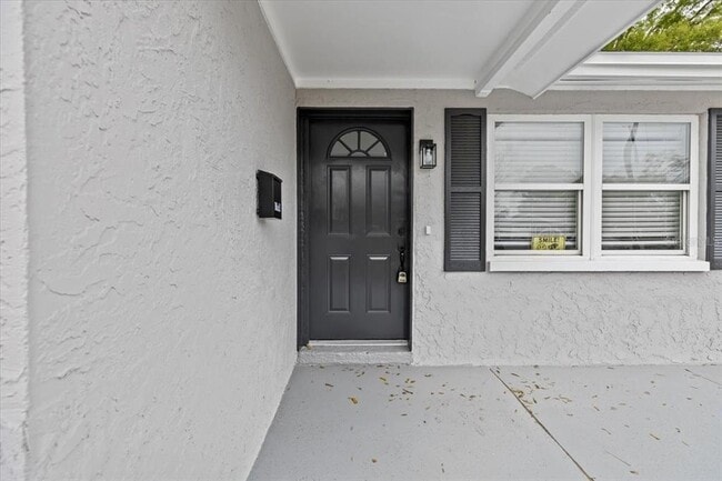 Photo - 7480 Hobson St NE