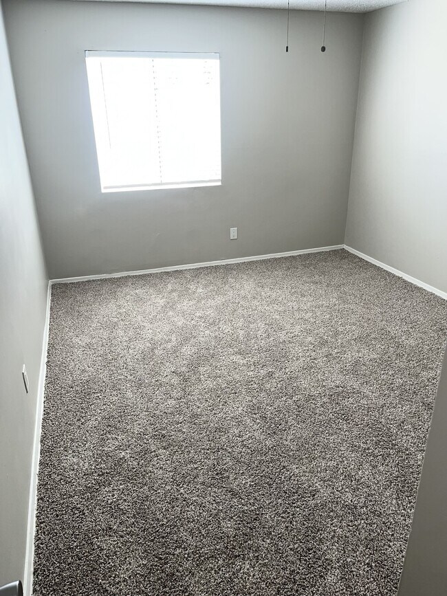 Biloxi Shores Apartments