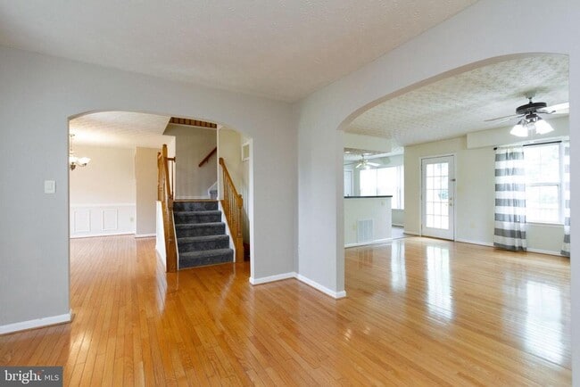 Photo - 6 Argyle Hills Dr