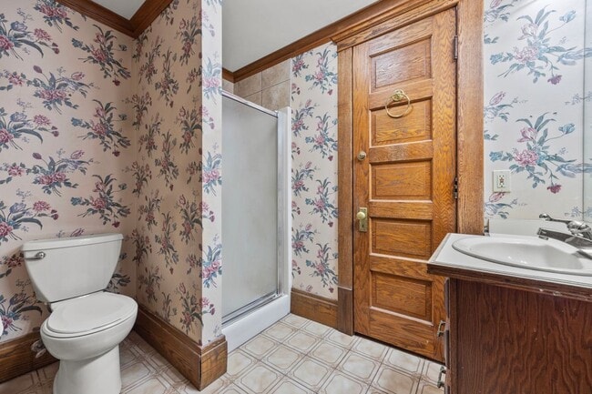 Photo - 319 Wheatfield St