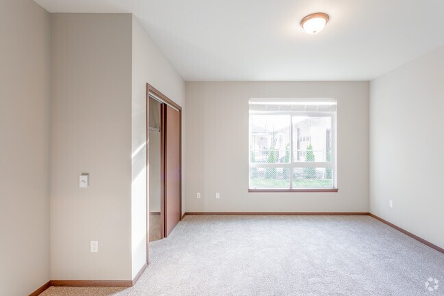 2BR, 2BA - 1,158 SF - Olive Court