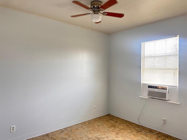Photo - 251 Zimmerman Ave