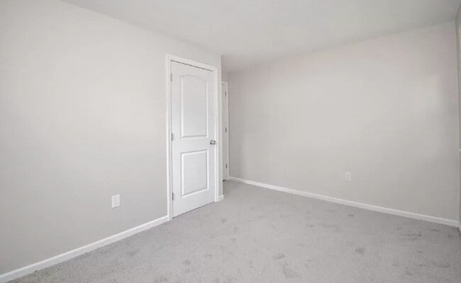 Photo - Ranch - recently updated, fenced in yard